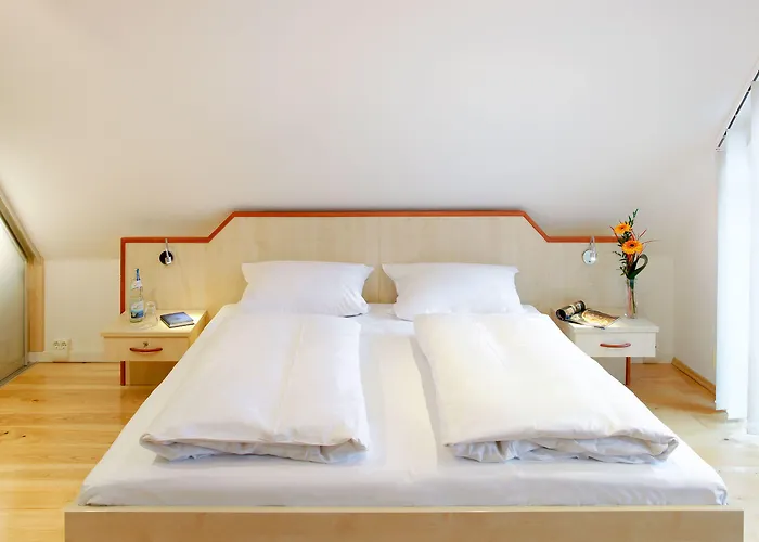 Zum Biber Otel