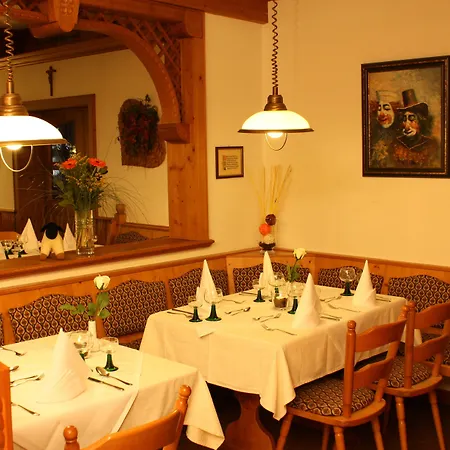 Zum Biber Hotel 3*