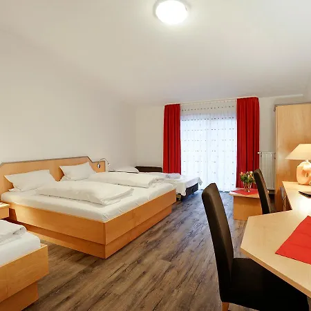 Hotel Zum Biber 3*