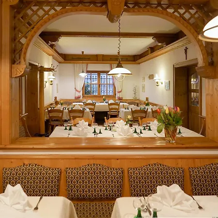 Zum Biber Hotel 3*